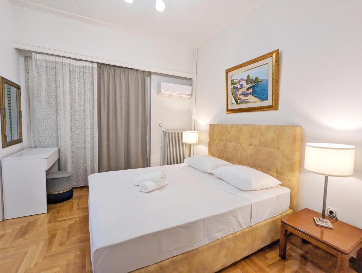 Victroria Grand Palace Apartment Atena Exterior foto